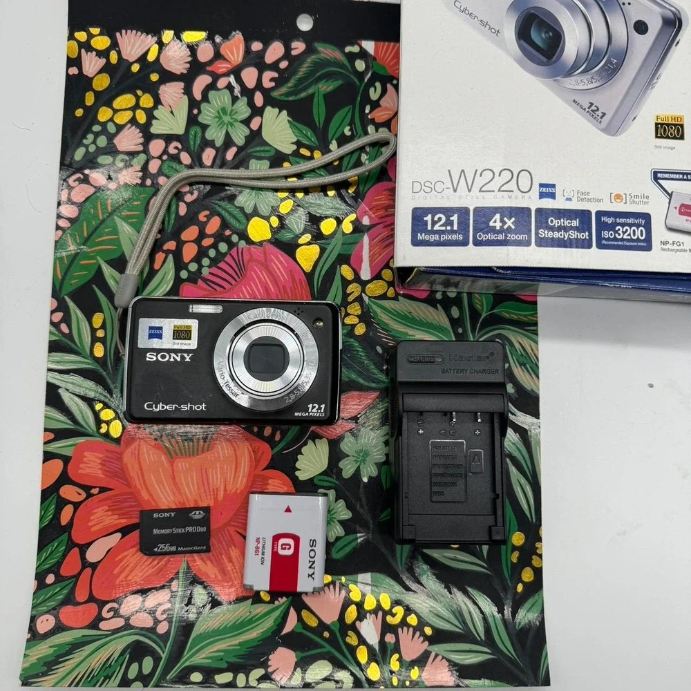 Sony Cyber-shot DSC-W220 12.1MP Digital Camera Black Carl Zeiss 4x Zoom Bundle